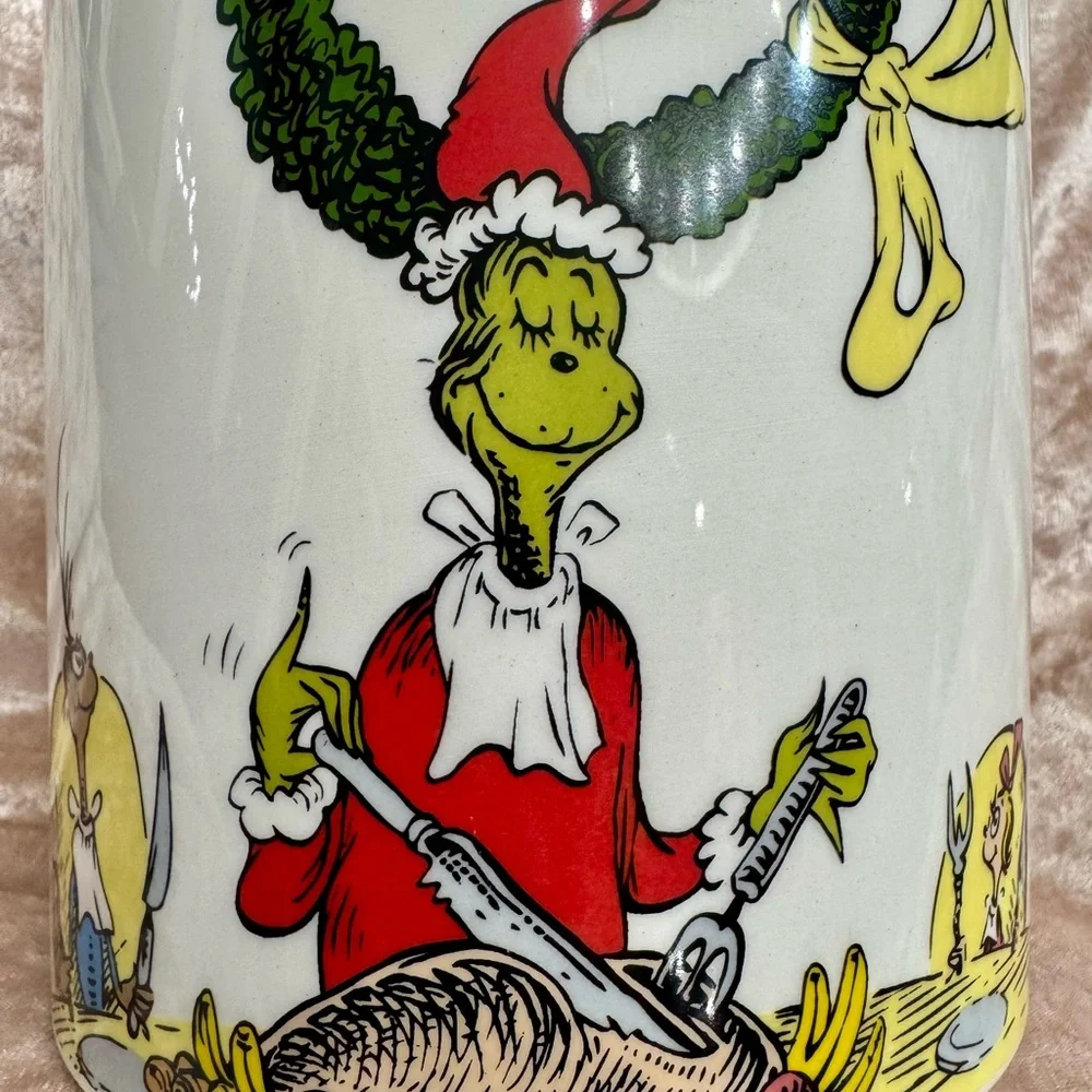 DR SEUSS “HOW THE GRINVH STOLE CHRISTMAS” CHRISTMAS CANISTER W/ROAST BEAST NEW